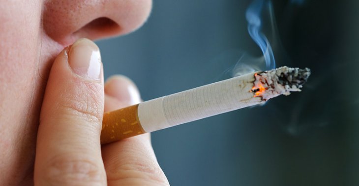 Effects of Smoking Cigarrettes on your Teeth