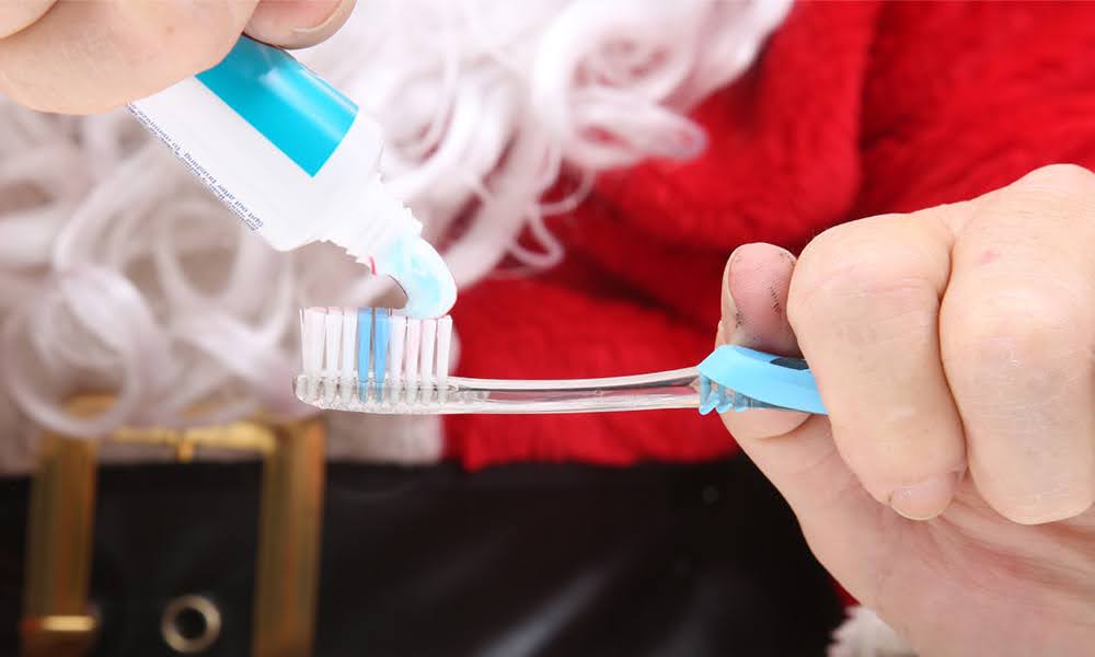 Taking care of your teeth this Christmas