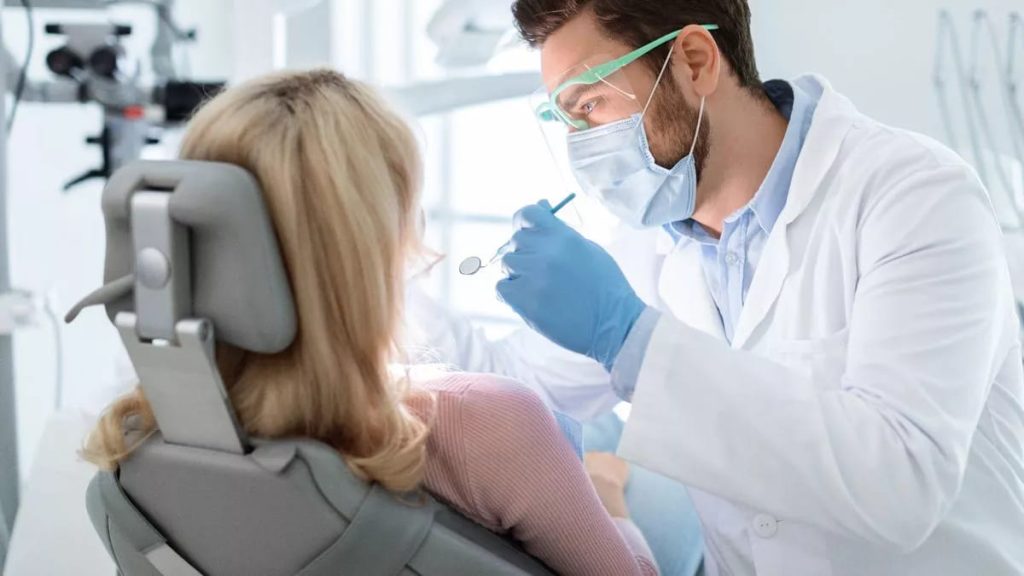 What are the different types of Dentists?