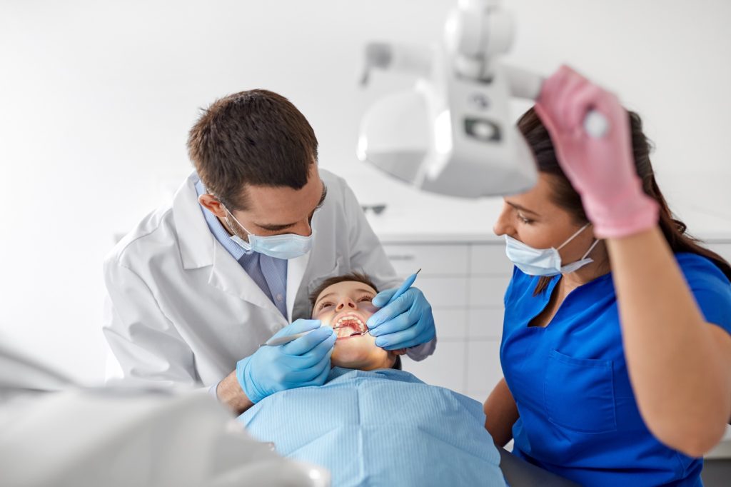 How To Become A Certified Dental Assistant In New Zealand?